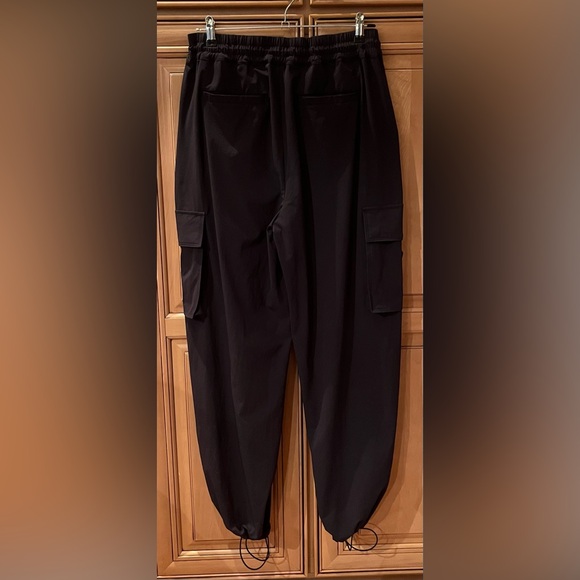 Fabletics Women's Heights Cargo Pants - Picture 7 of 16